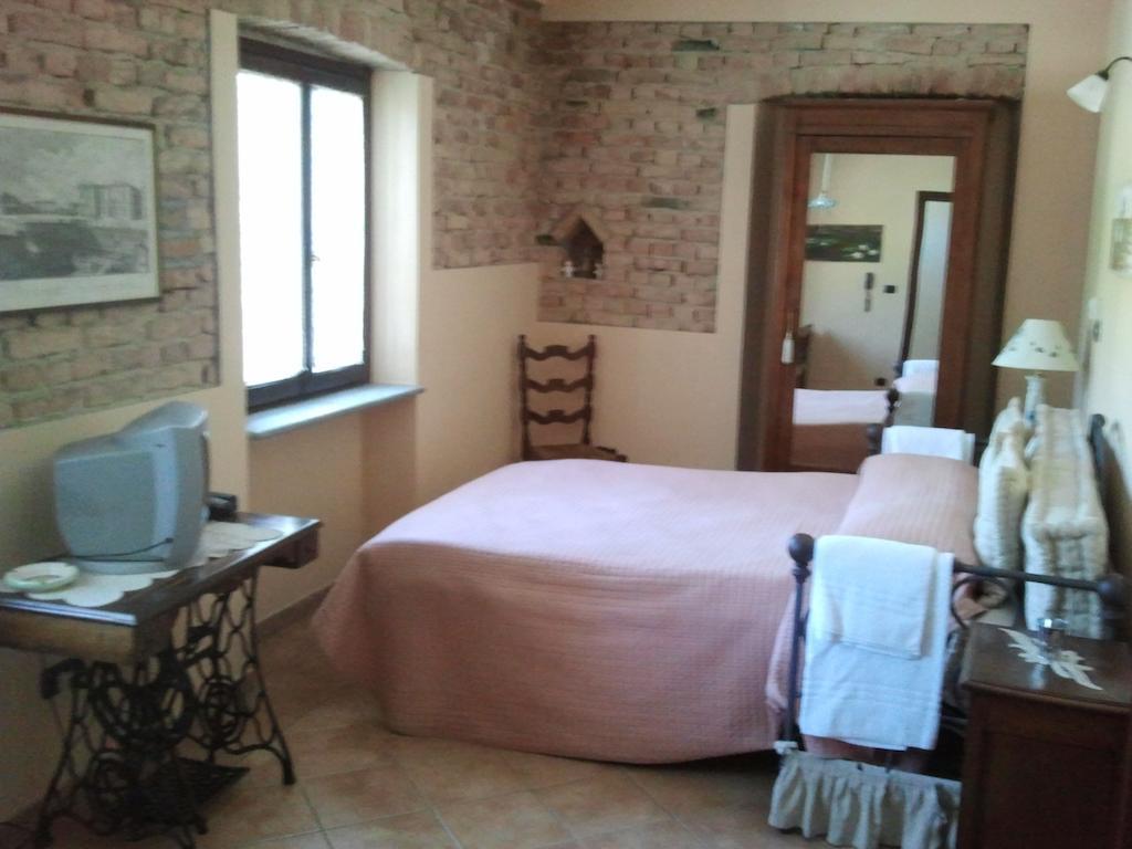 Gran Collina Villa San Damiano d'Asti Phòng bức ảnh